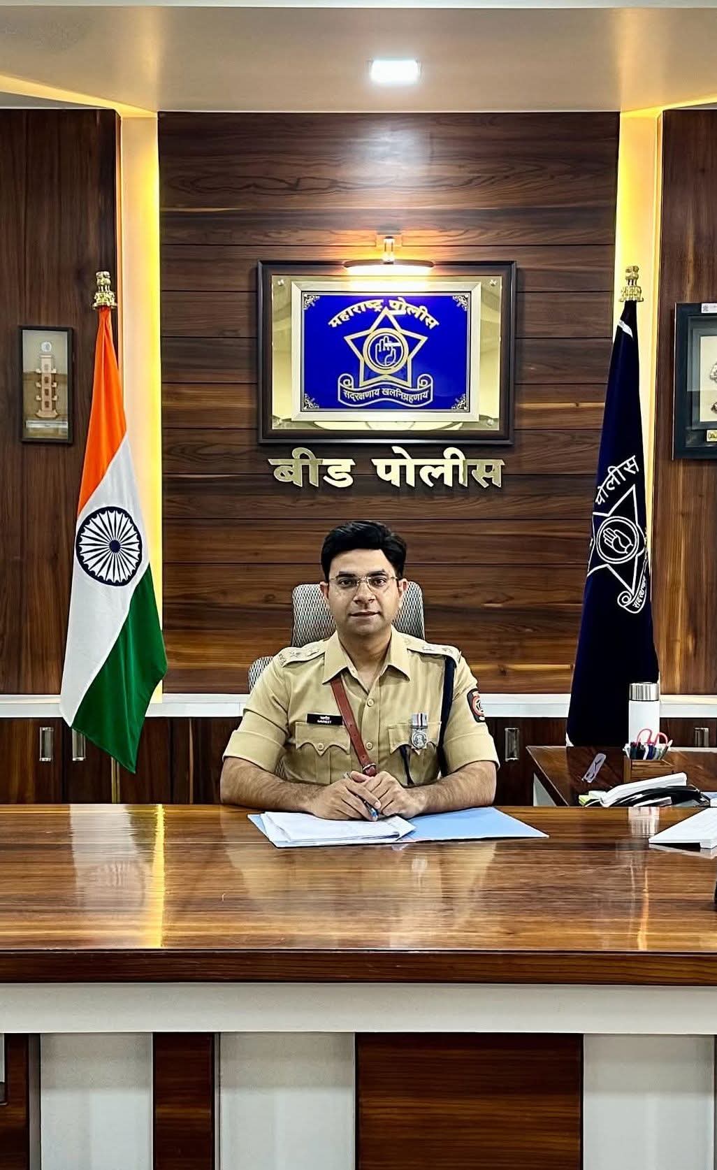 पोलिसांनो, बदलीसाठी नेत्यांनी फोन केल्यास कारवाई..